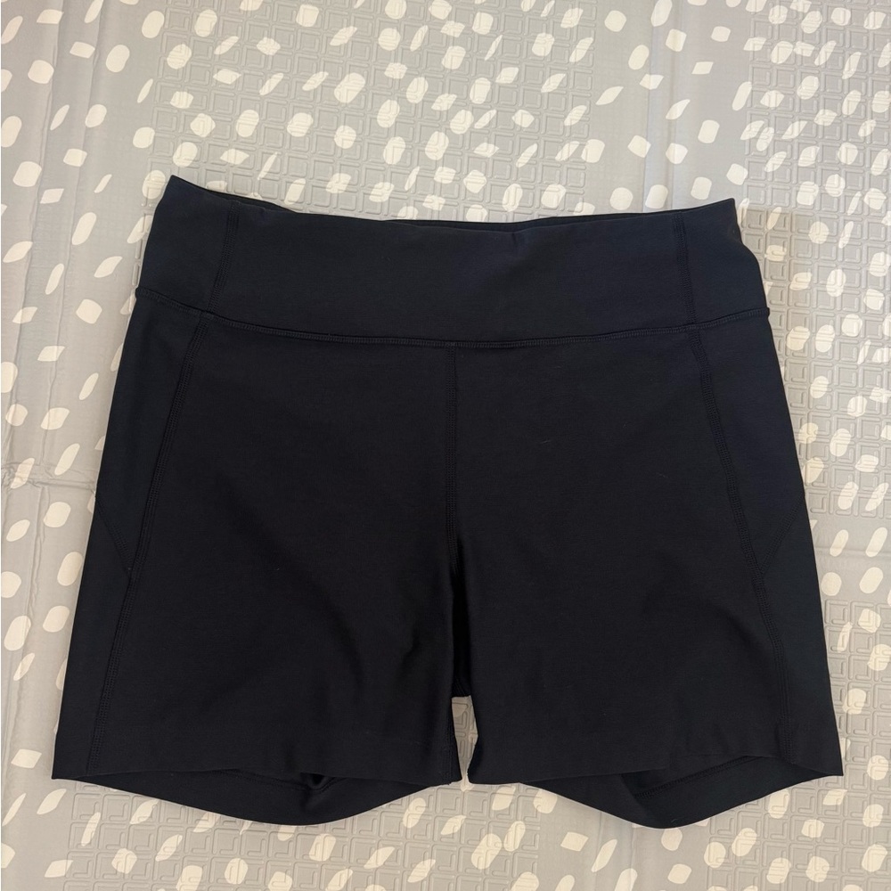 Outdoor Voices 5” Warmup Shorts